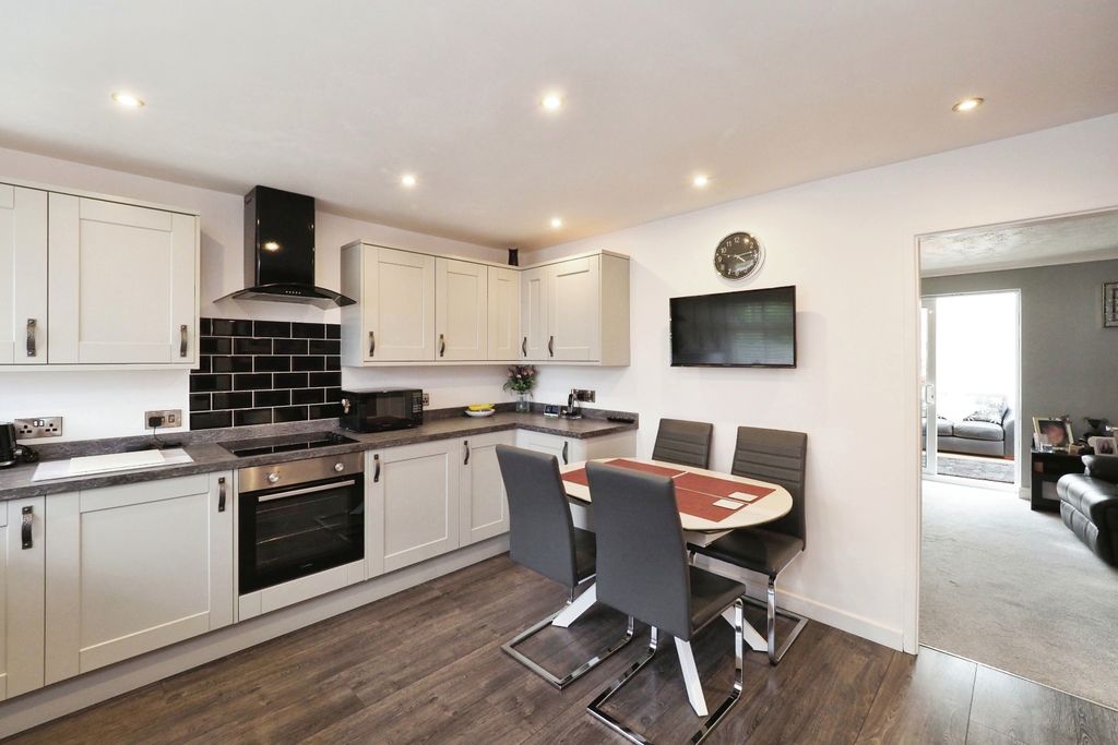 Property photo 3 of 20 Onp74391