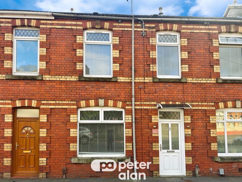 Property photo 1 of 16 Image