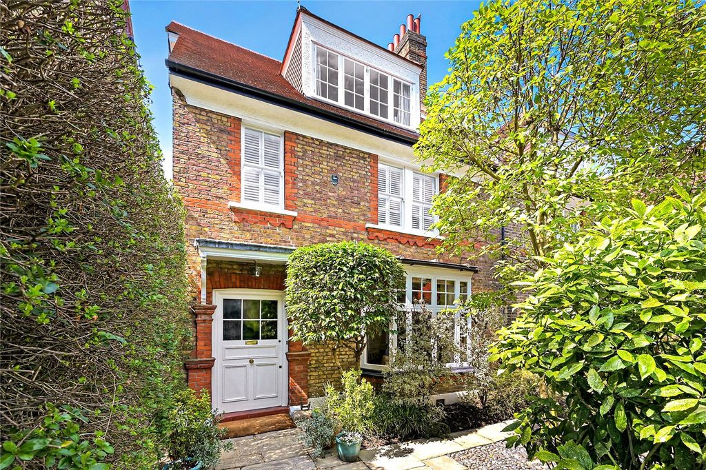 Property photo 1 of 19 External