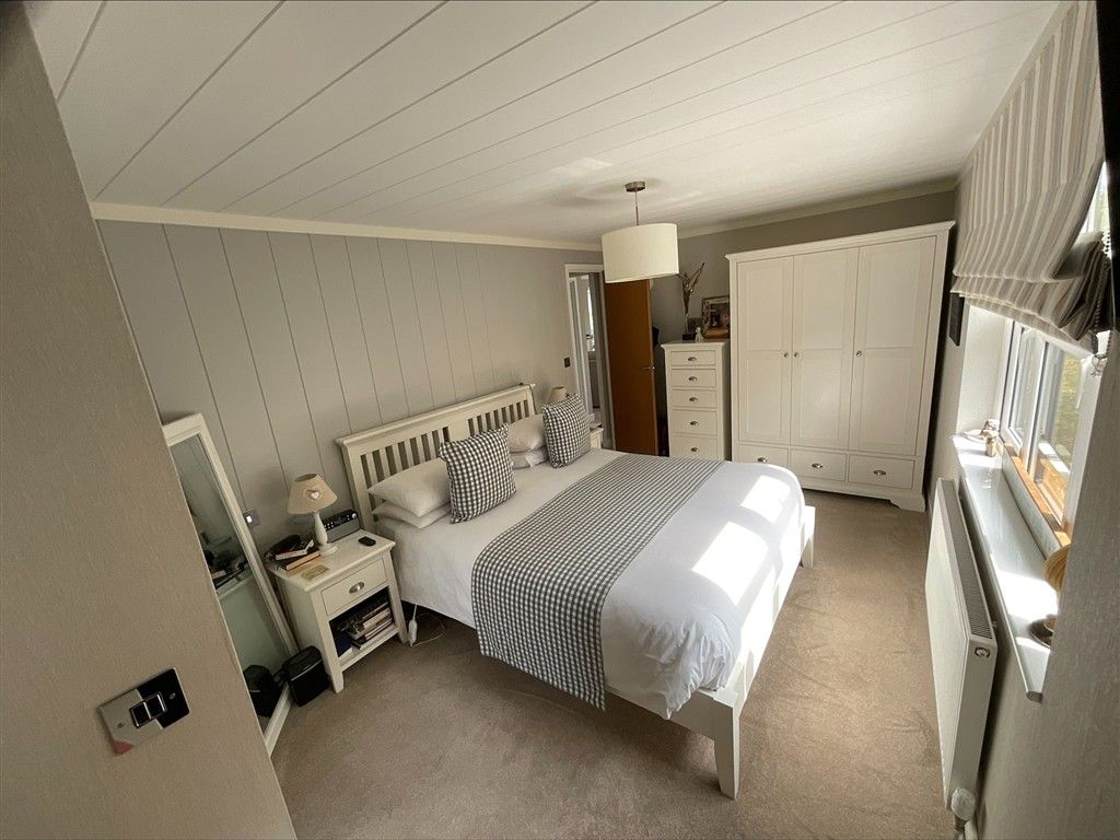 Property photo 1 of 7 Bedroom 1