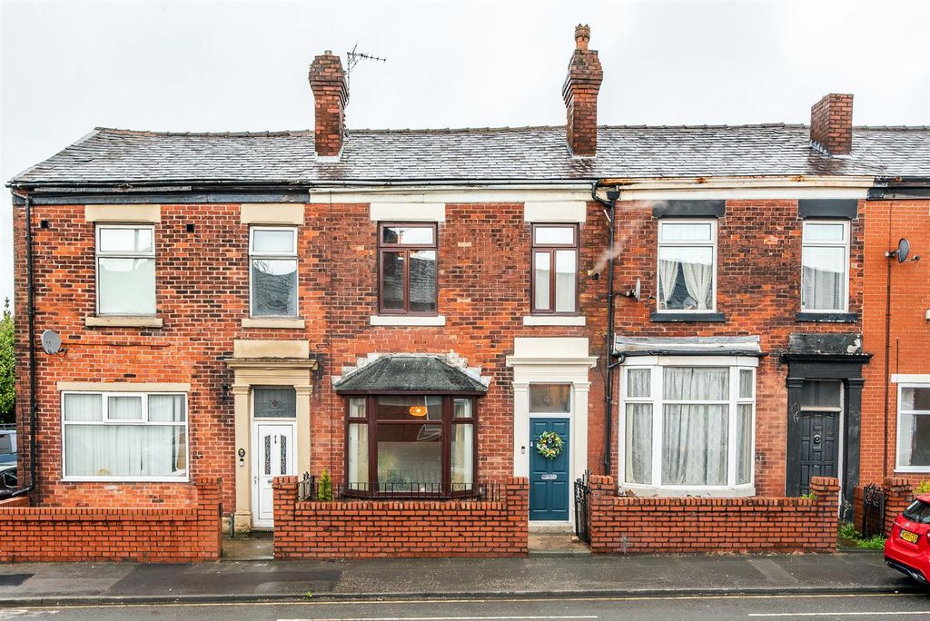 Property photo 1 of 25 Front External