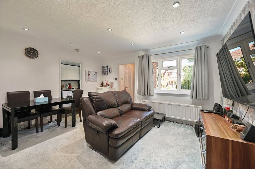 Property photo 3 of 10 Picture No. 01