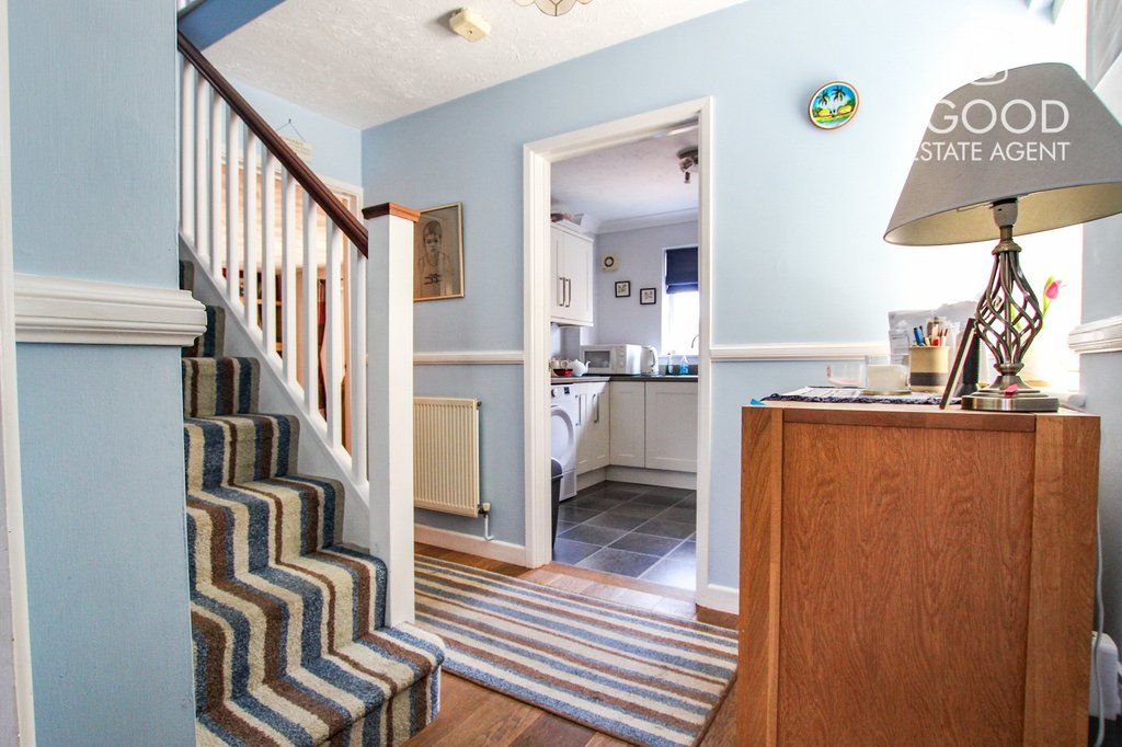Property photo 2 of 16