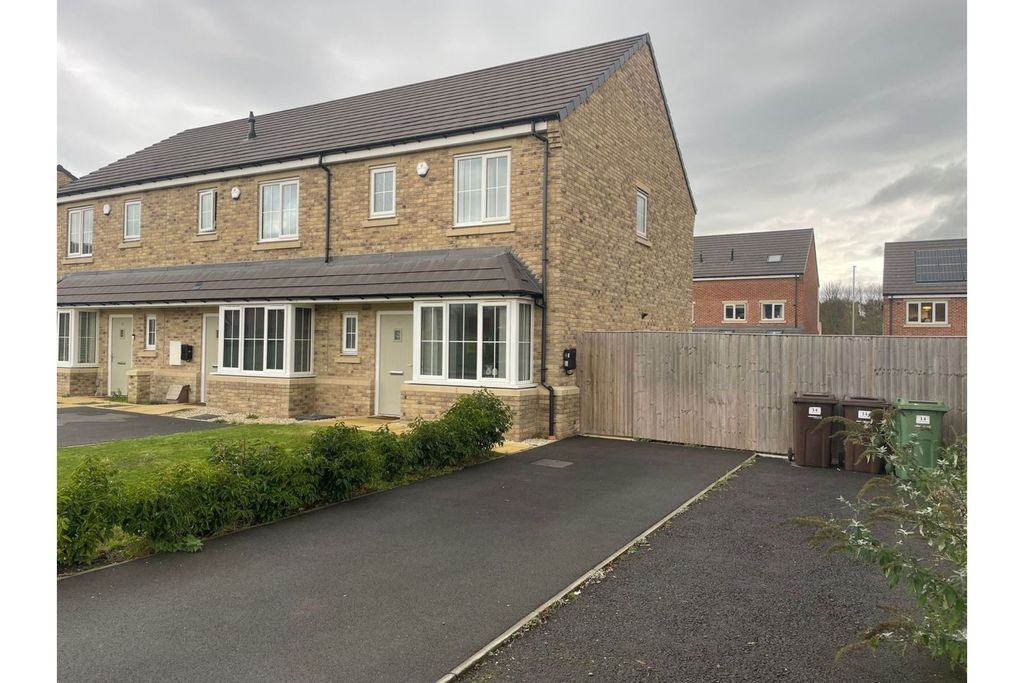 Property photo 1 of 22