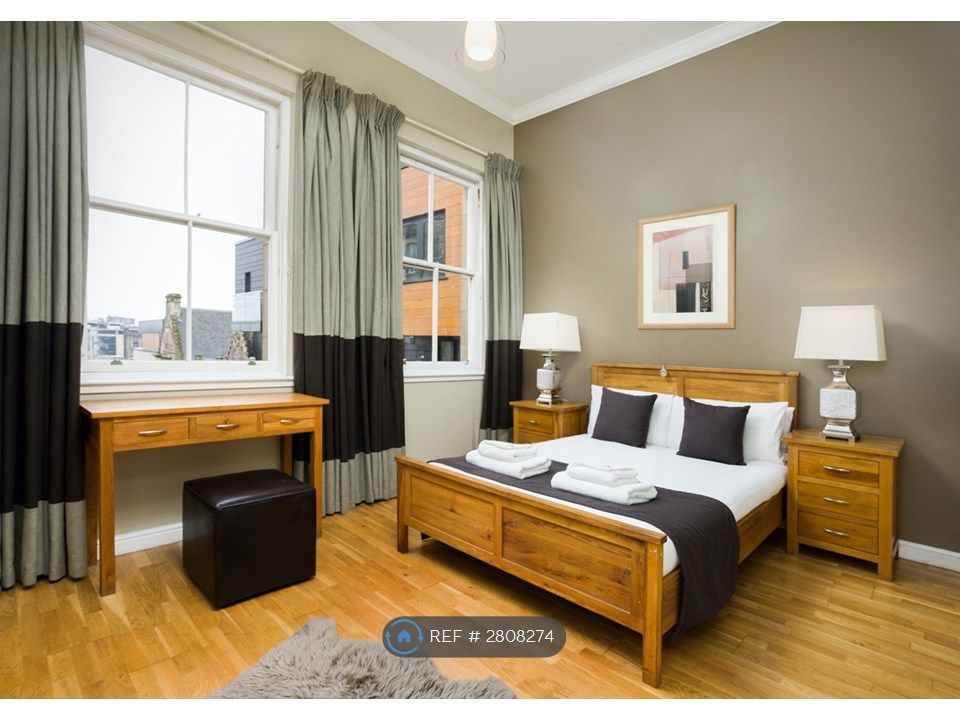 Property photo 2 of 5 Bedroom 1