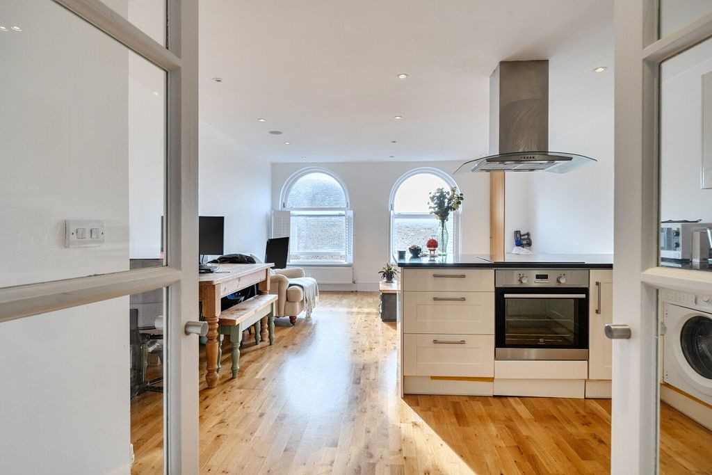 Property photo 3 of 12 Picture No. 03