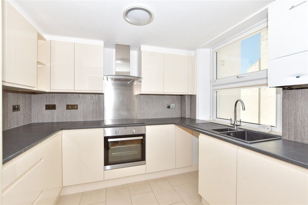 Property photo 3 of 15 Kitchen