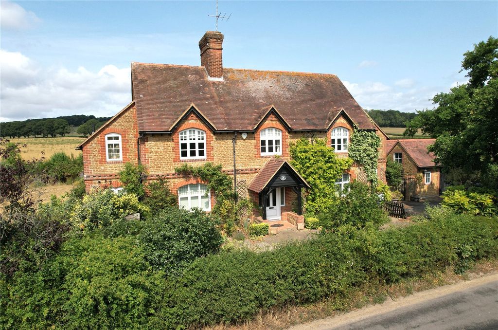 Property photo 1 of 17 Picture No. 22