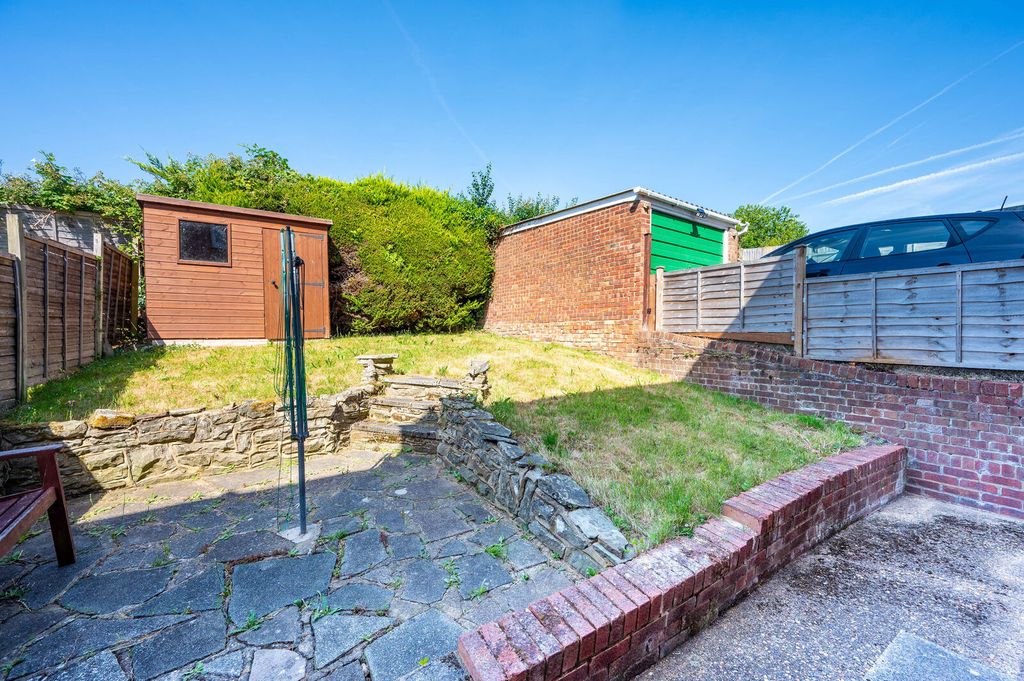 Property photo 3 of 15