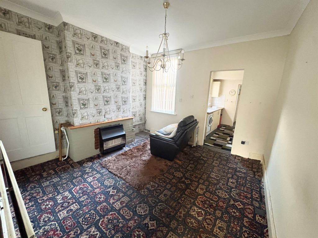 Property photo 3 of 14