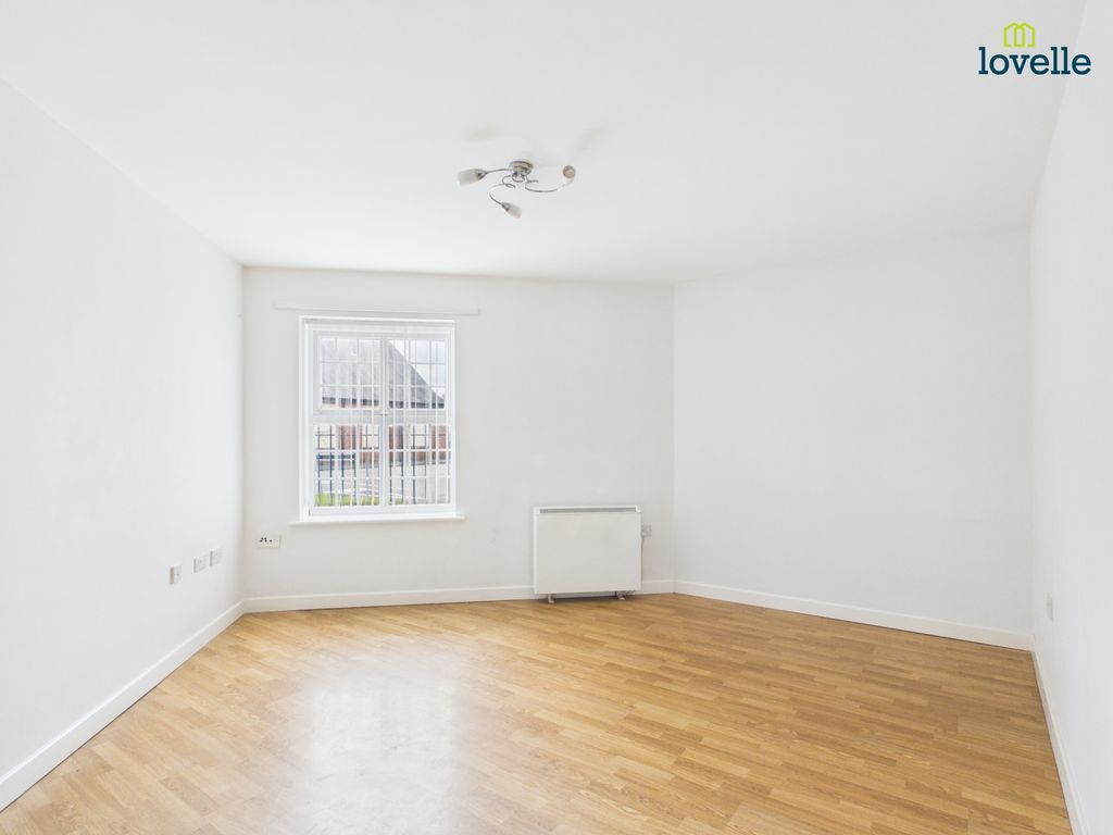 Property photo 3 of 11
