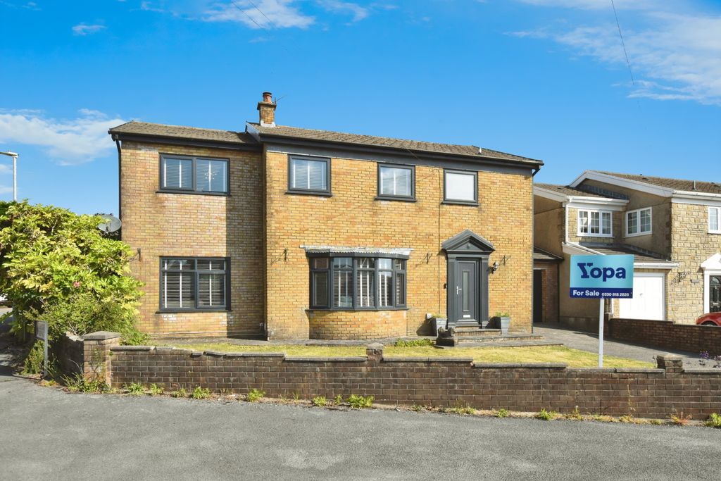 Property photo 2 of 41 Img_3662