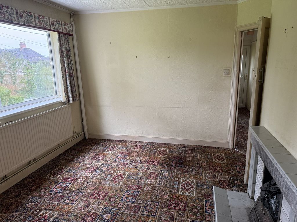 Property photo 3 of 14