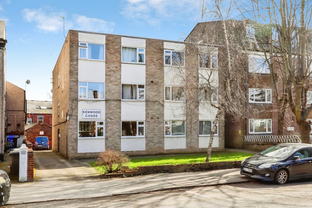 Property photo 1 of 17 Pbox-Img.Jpg