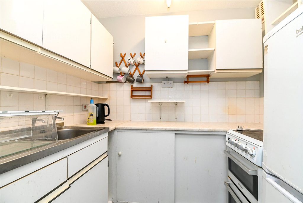 Property photo 2 of 15 Picture No. 05