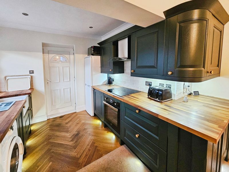 Property photo 3 of 10 Photo 9