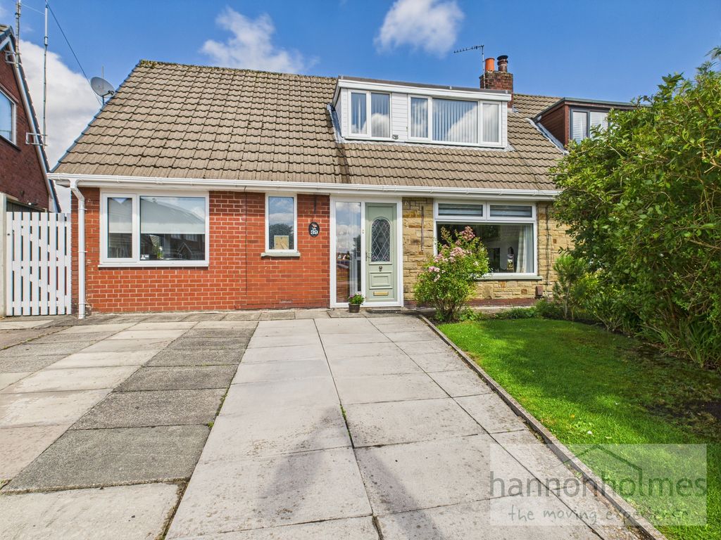 Property photo 2 of 36 Cam05283G0-Pr0083-Still001