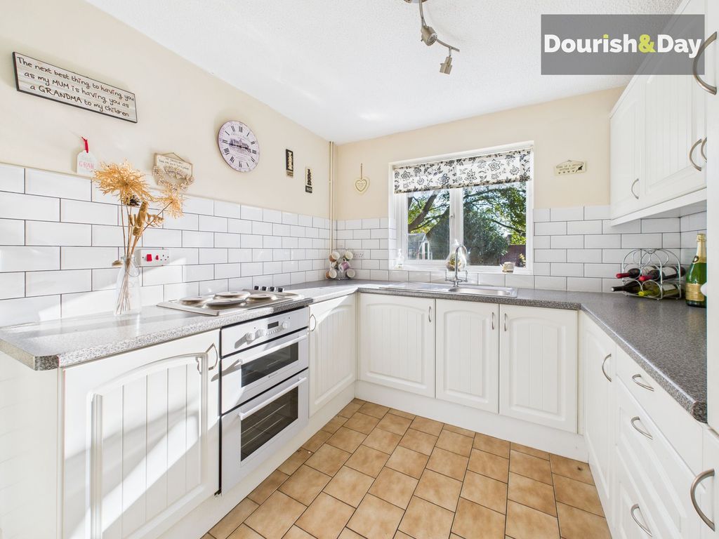 Property photo 3 of 20