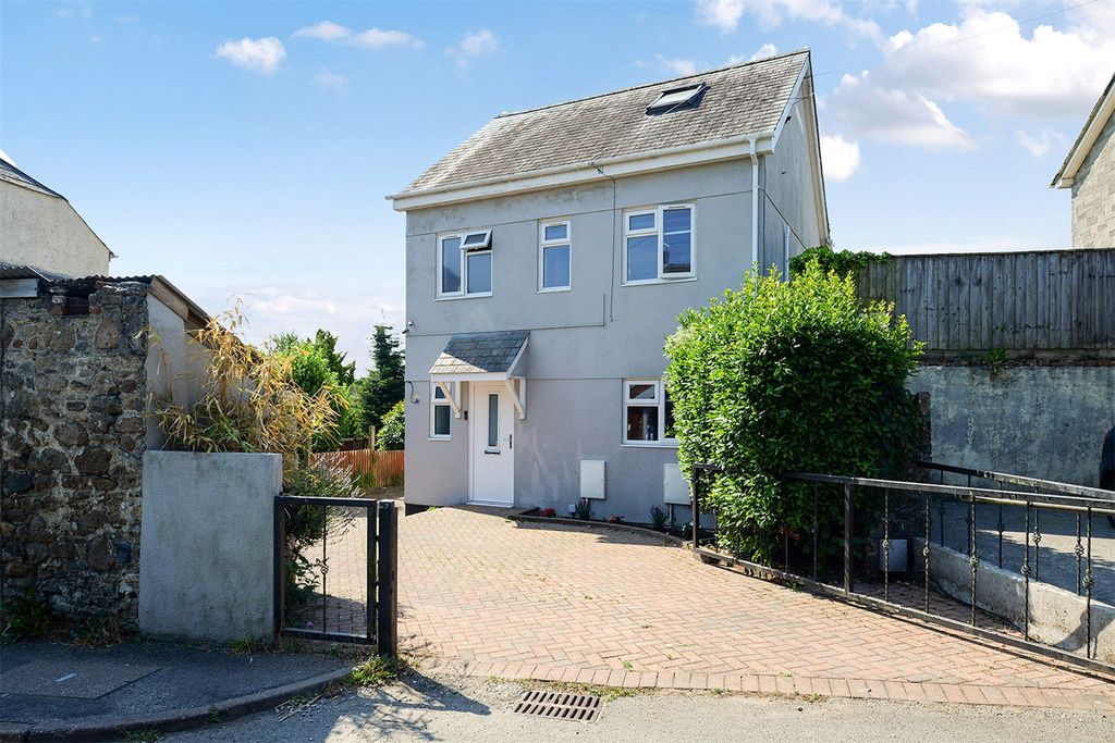 Property photo 1 of 23 Picture No. 27