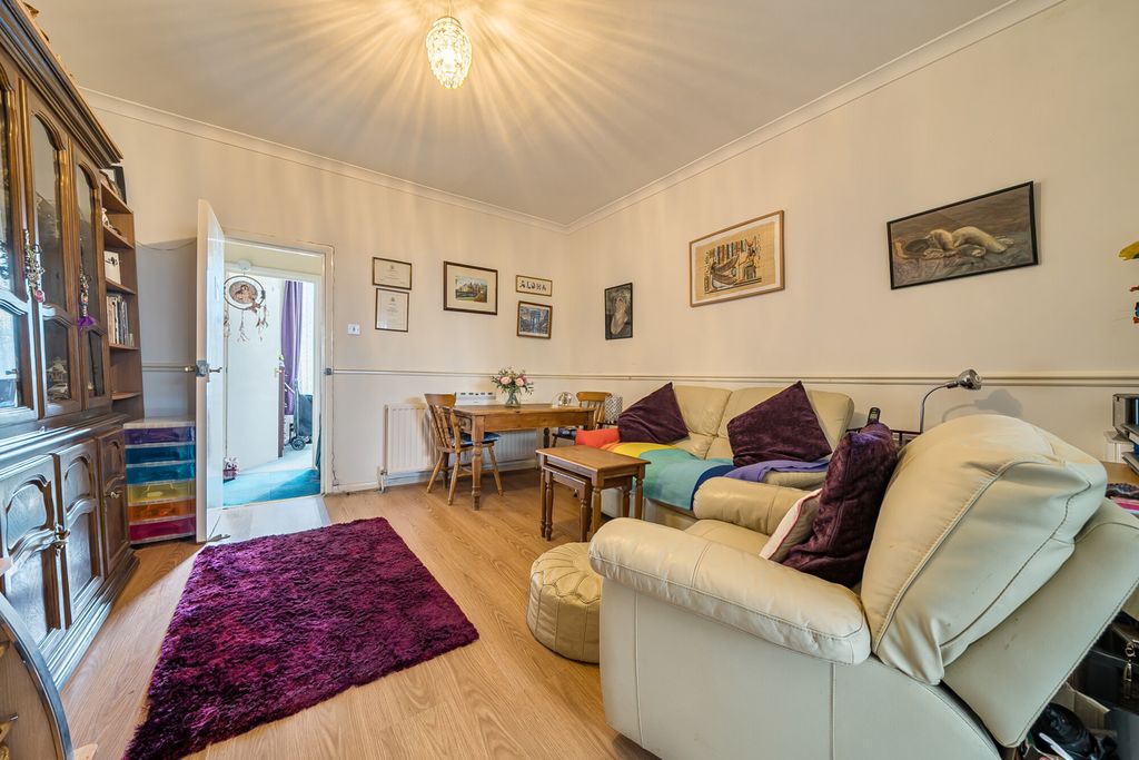 Property photo 3 of 10 1425232-6-69B17d5...