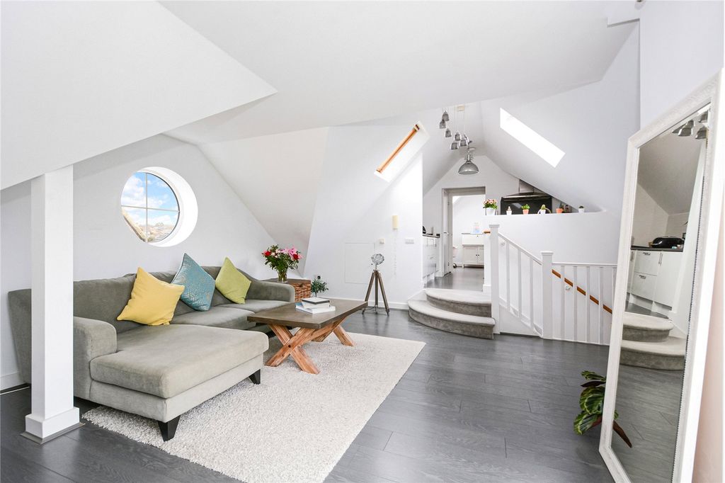 Property photo 1 of 12 Picture No. 01