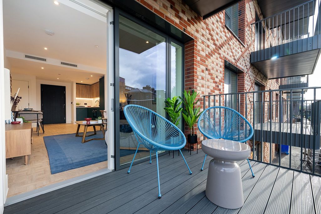 Property photo 2 of 12 Balcony