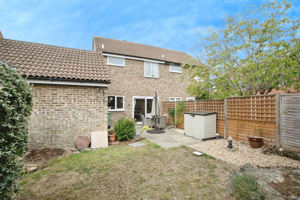 Property photo 2 of 15