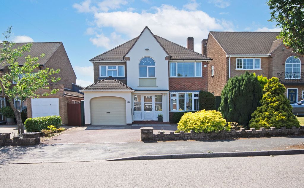 Property photo 1 of 42
