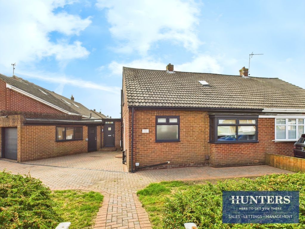 Property photo 1 of 16 External