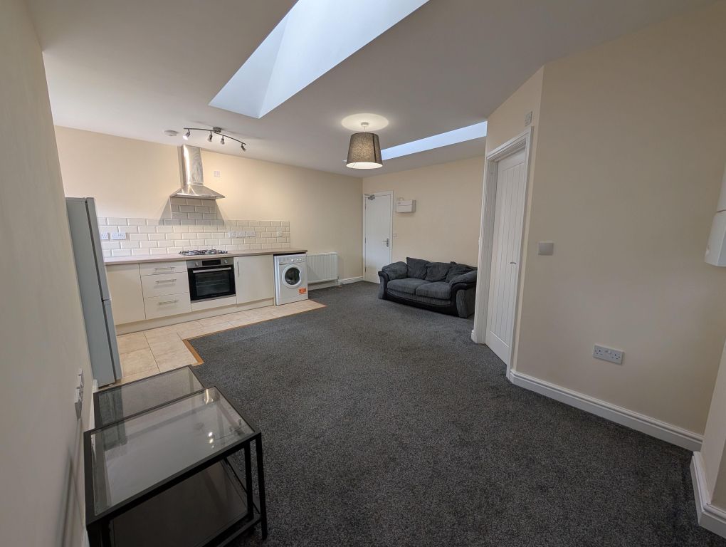 Property photo 2 of 9 Photo 1