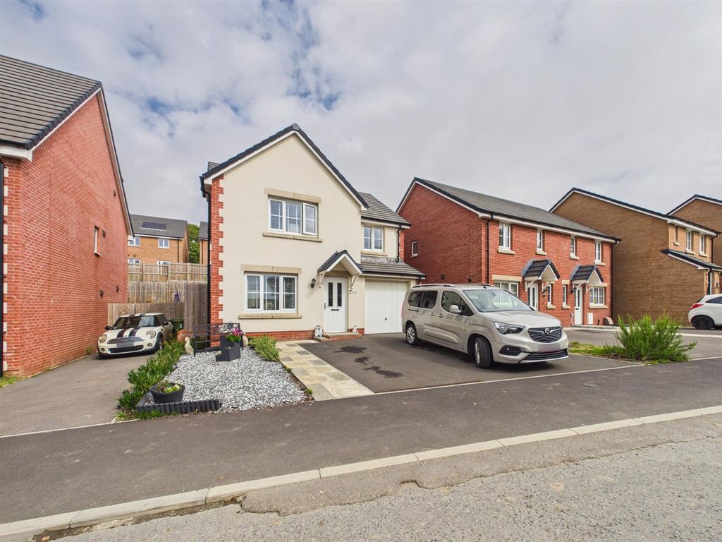 Property photo 1 of 16 Cam04045G0-Pr0132-Still017.Jpg