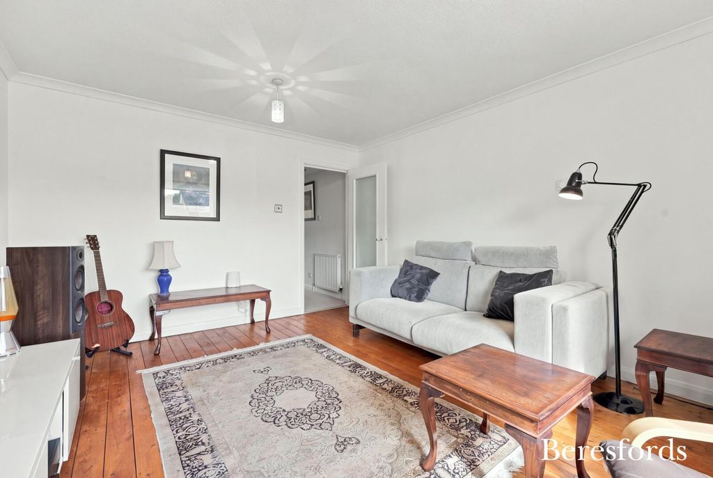 Property photo 3 of 19 Picture No. 07