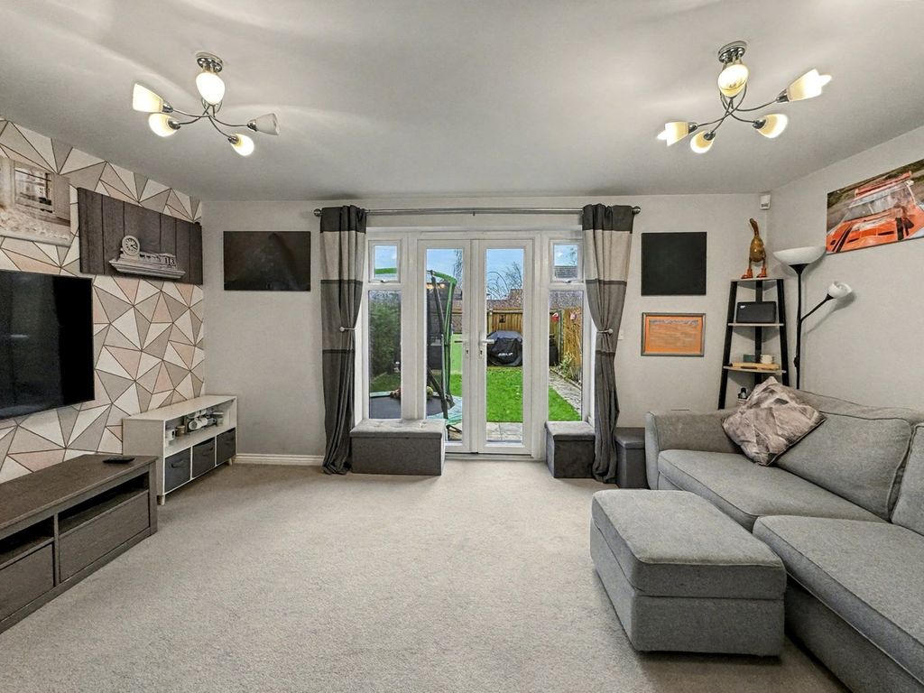 Property photo 3 of 26