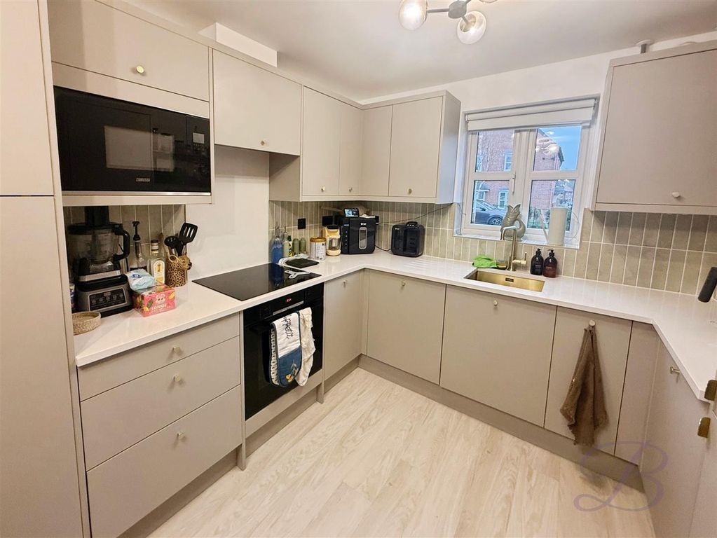 Property photo 3 of 19 34A2F1A8-Img_8824.Jpeg