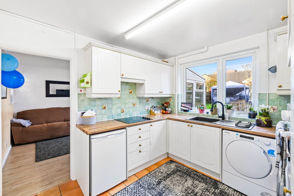 Property photo 2 of 16 Image1 Less Than 3Mb-2.Jpg