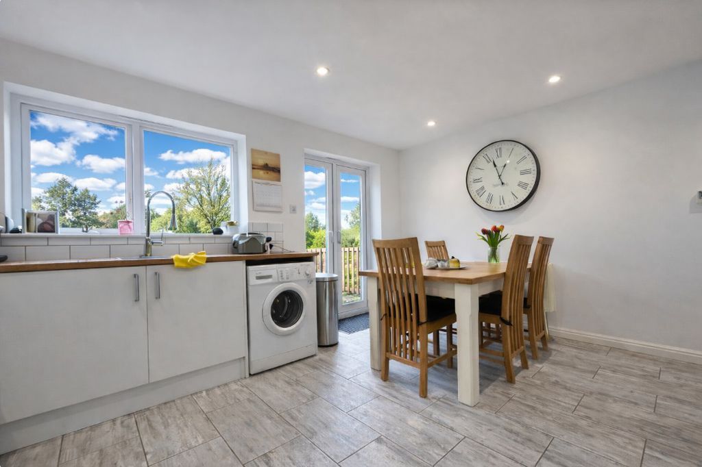 Property photo 2 of 13 Kitchen