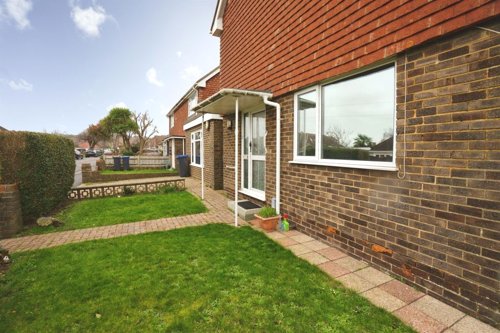 Property photo 3 of 19