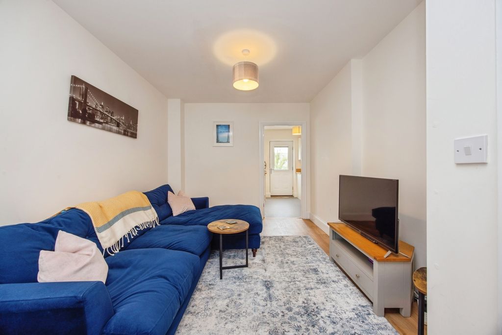 Property photo 2 of 14 Pbox-Img.Jpg
