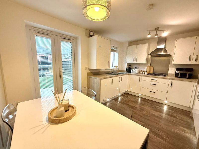 Property photo 2 of 16 Photo 14