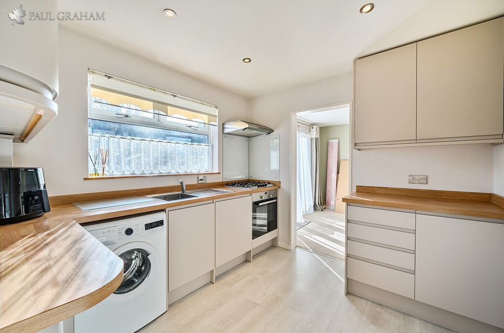 Property photo 2 of 20 A30F3533-E8A7-4648-Ac01-c16dc59Dbaa9