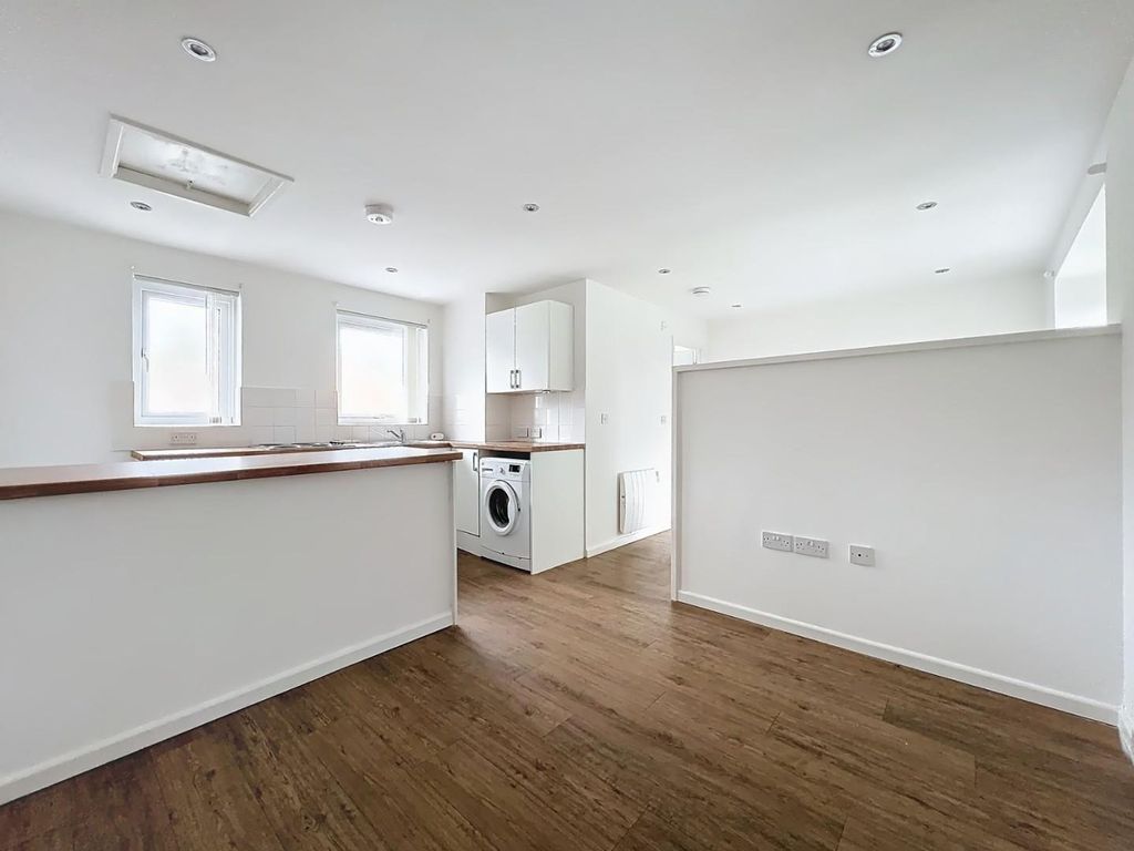 Property photo 3 of 14 Living Area