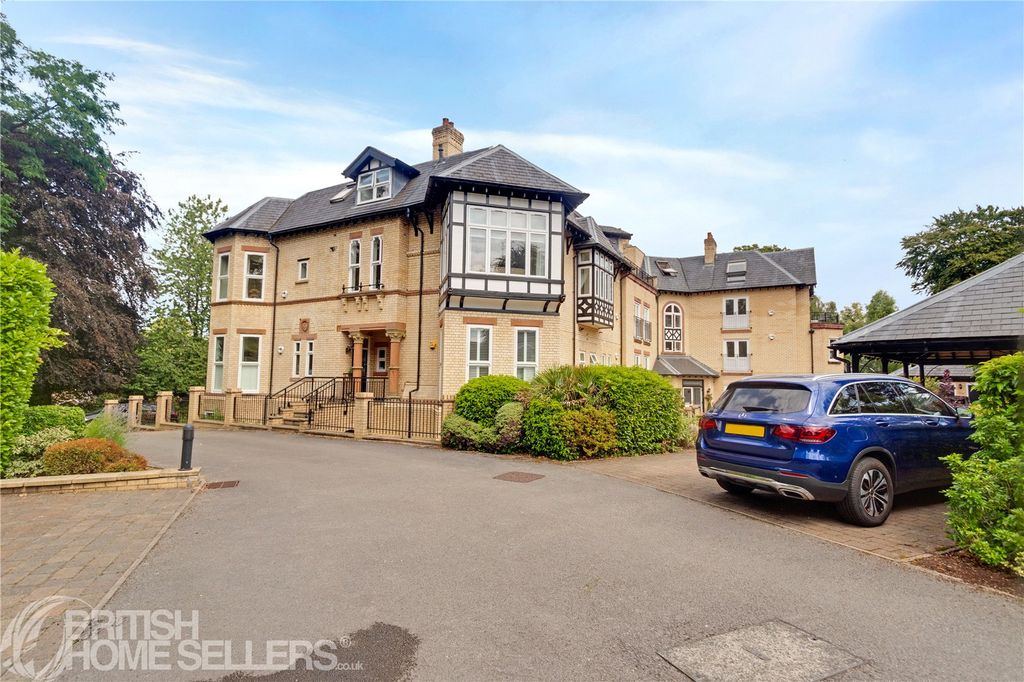 Property photo 2 of 28 Picture No. 08