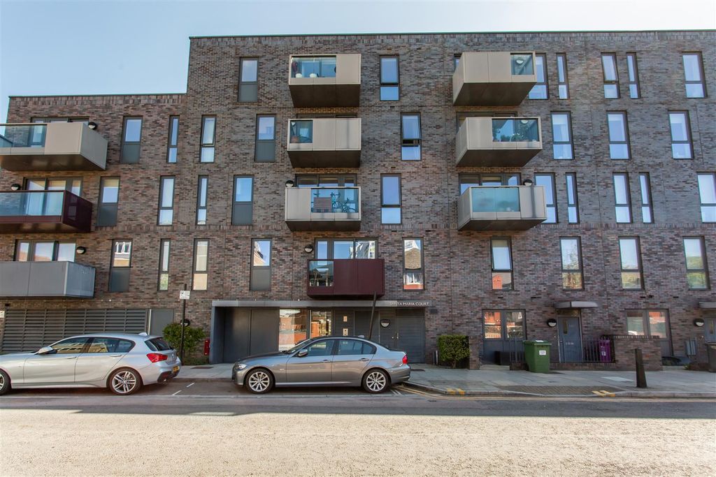 Property photo 1 of 10 Main