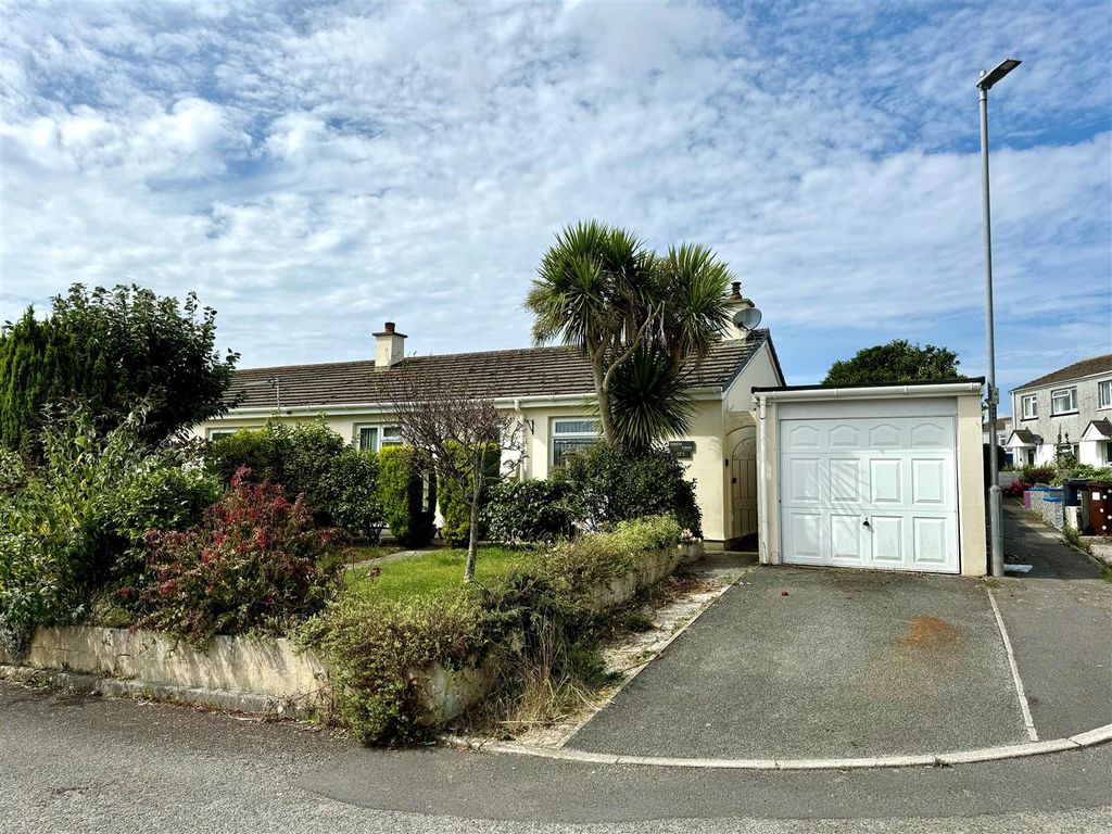 Property photo 1 of 13 122 Polwhele Road