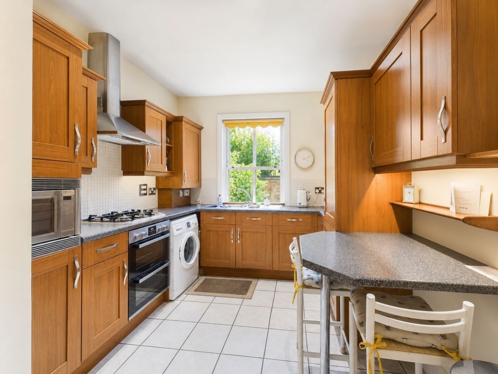 Property photo 2 of 12 2