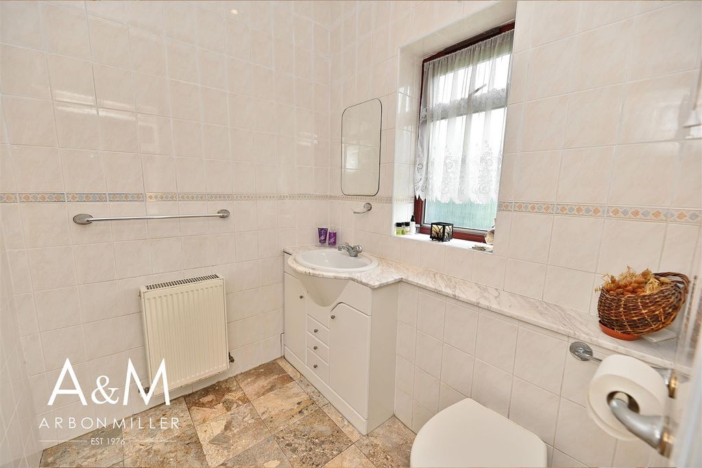 Property photo 3 of 27 15.Jpg