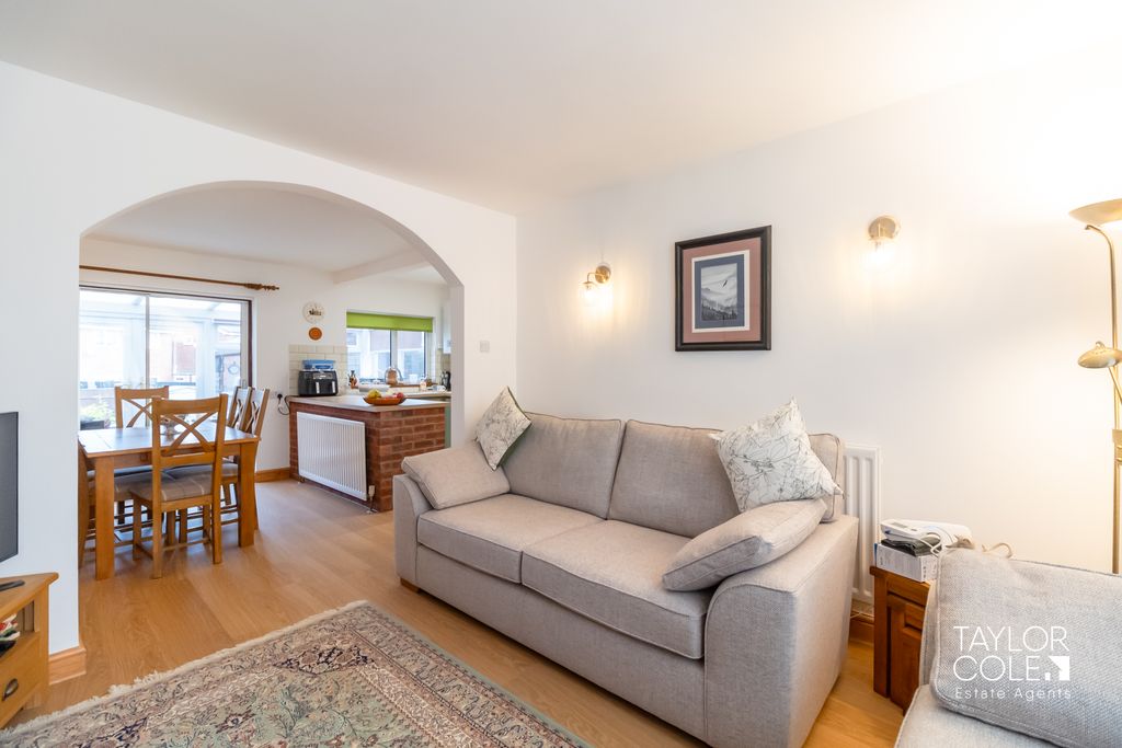 Property photo 3 of 24