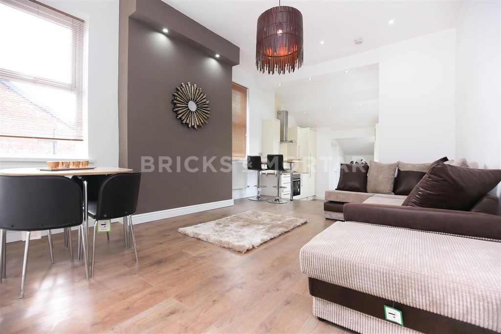 Property photo 1 of 13 Lq7Emha8Fqfue2Tc8A1Hdjan3Wu.Jpg