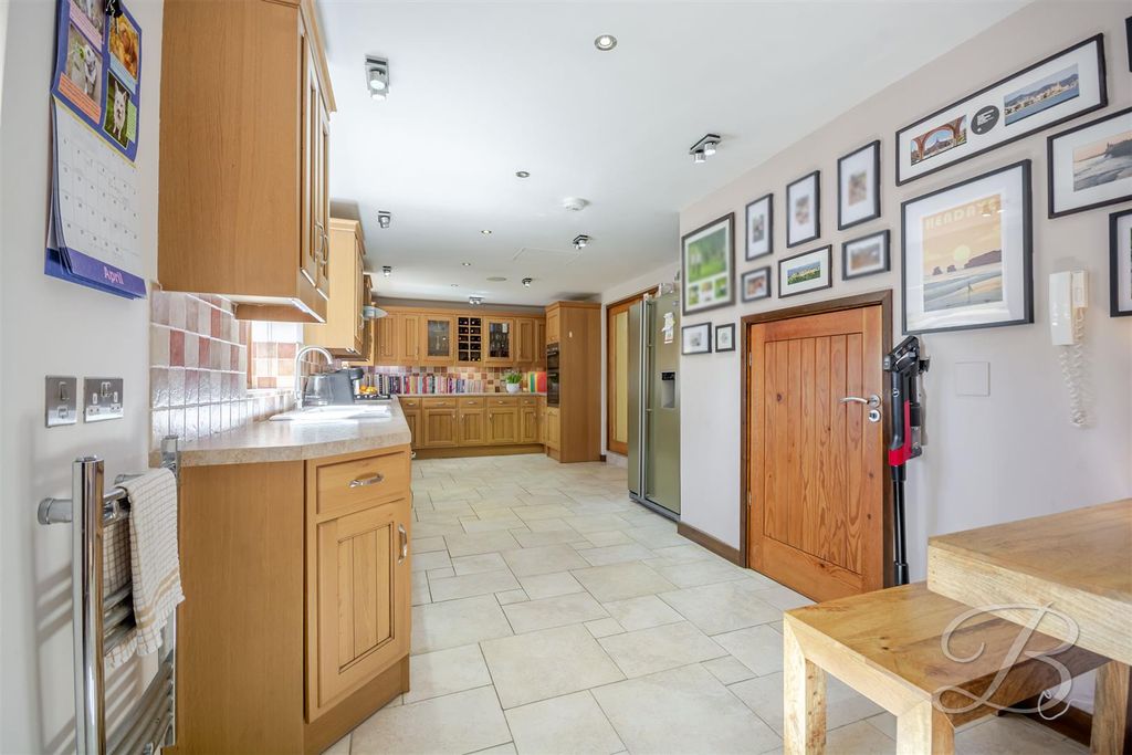 Property photo 3 of 65 Ccltd-1.Jpg