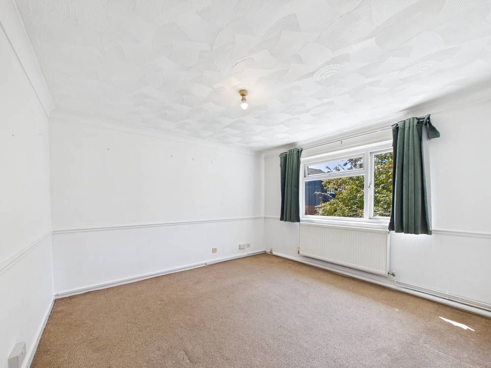 Property photo 2 of 7 Giraffe360-Still003